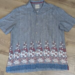 Tommy Bahama Men's Brazilian Button Up Shirt M